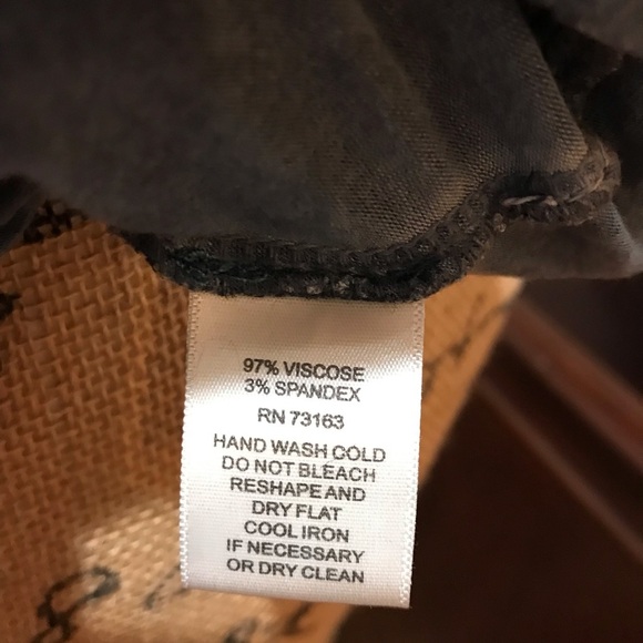 ▪️Super Soft Two Toned Tee - Picture 9 of 9